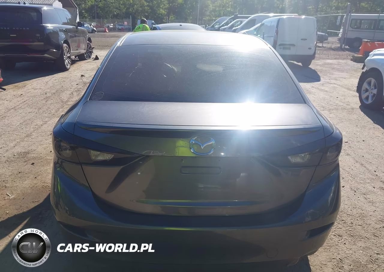 2018 Mazda Mazda3 Touring VIN:3MZBN1V37JM263147 - 16