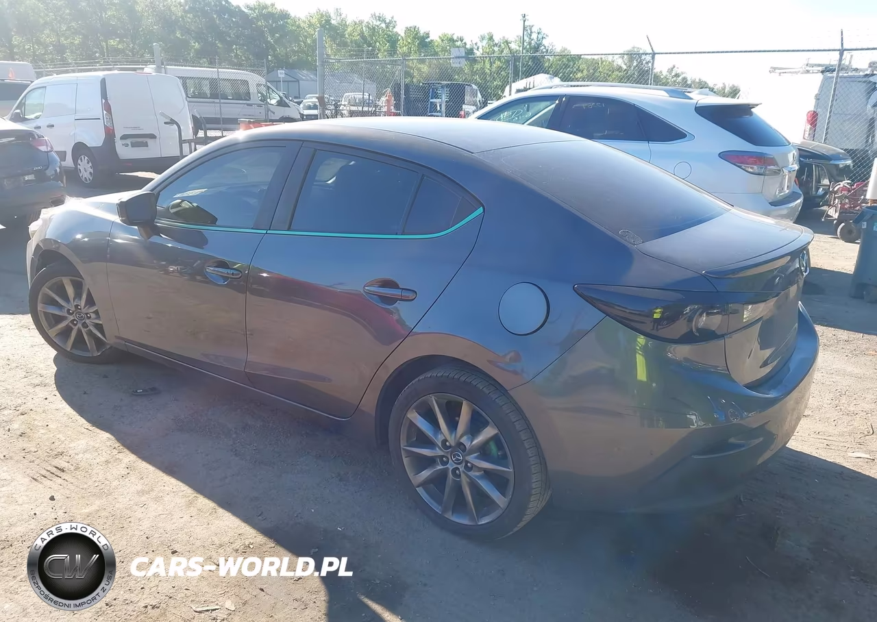 2018 Mazda Mazda3 Touring VIN:3MZBN1V37JM263147 - 3