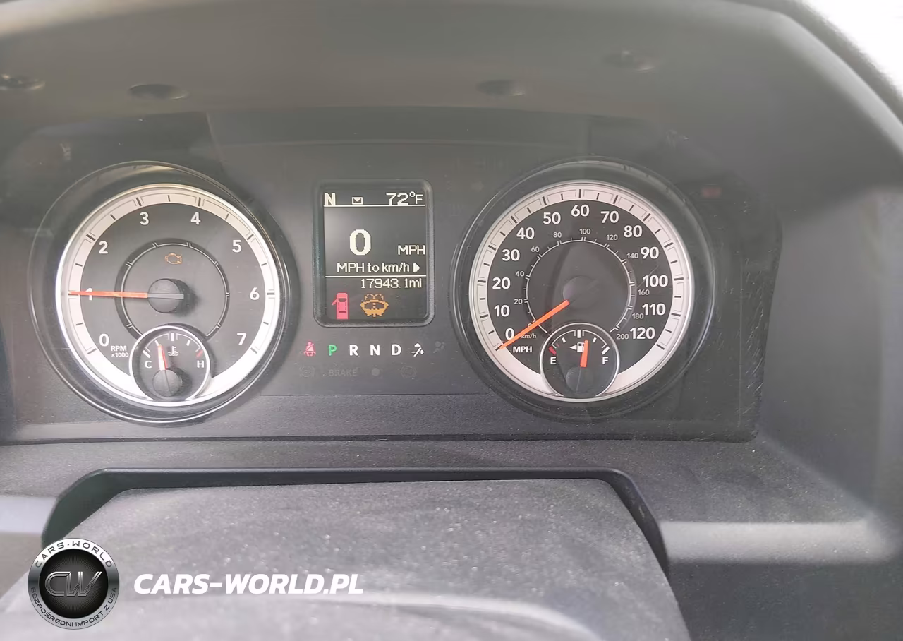 2016 Ram 1500 Tradesman VIN:1C6RR6KG1GS393782 - 7