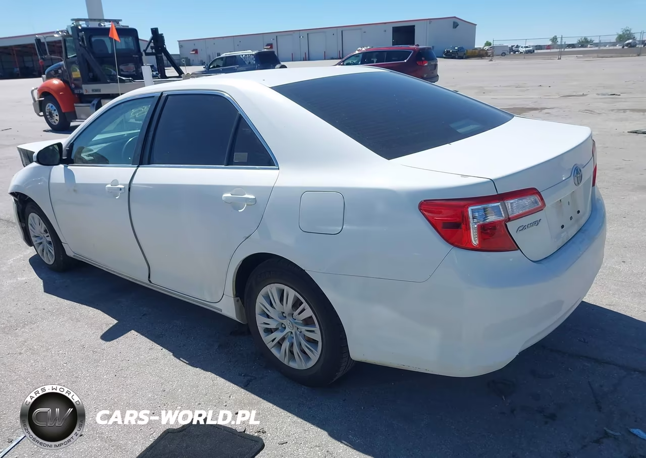 2012 Toyota Camry Le VIN:4T4BF1FK7CR204010 - 3
