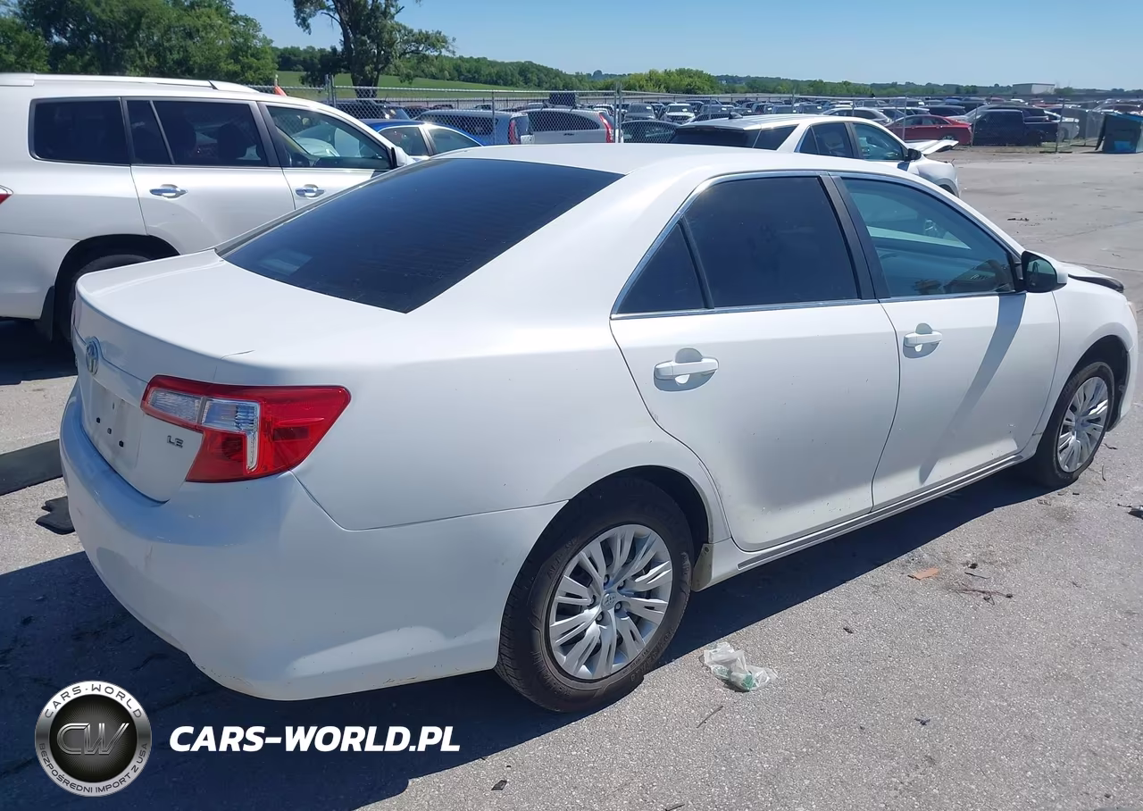 2012 Toyota Camry Le VIN:4T4BF1FK7CR204010 - 4