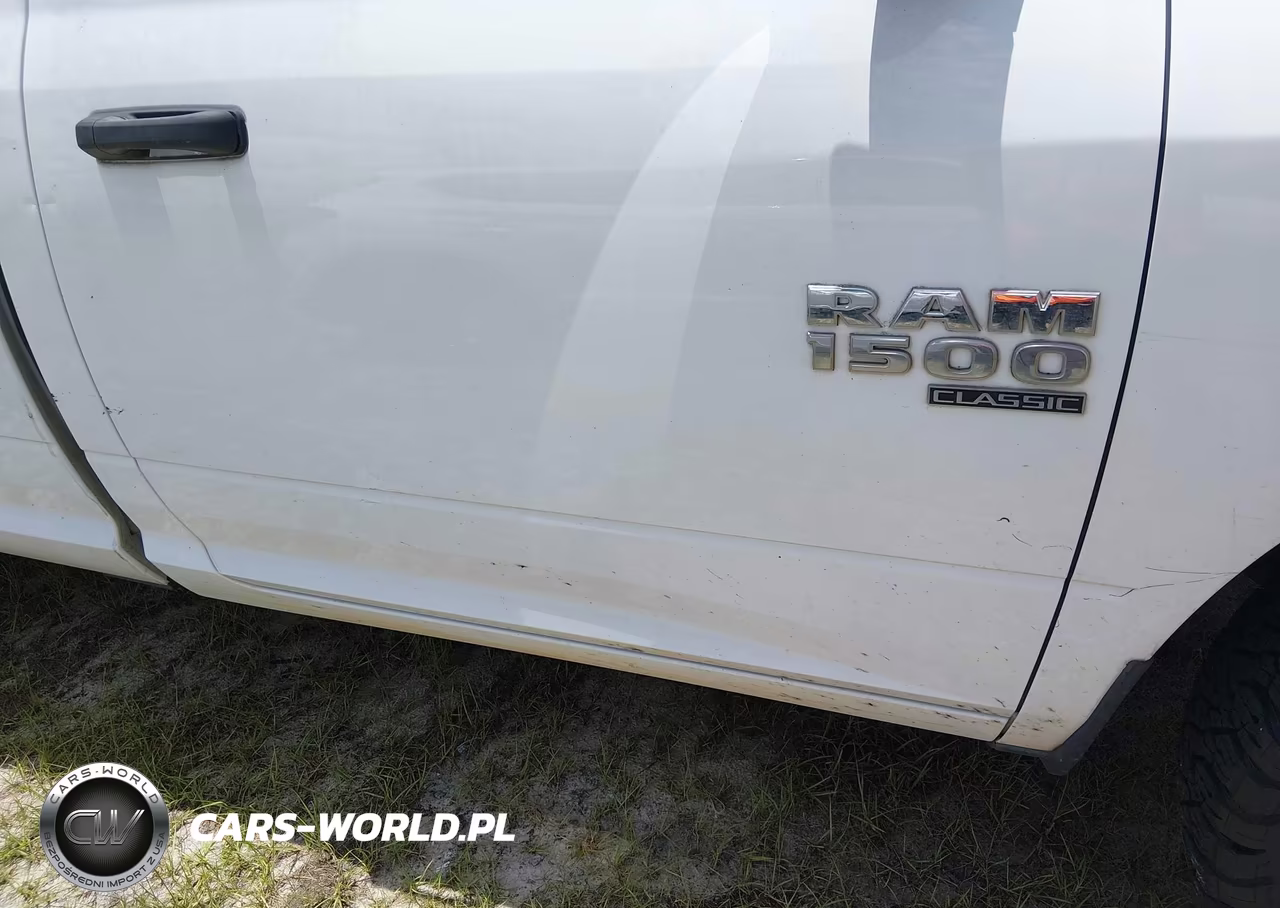 2020 Ram 1500 Classic Tradesman 4X4 8' Box VIN:3C6JR7DG2LG211136 - 13