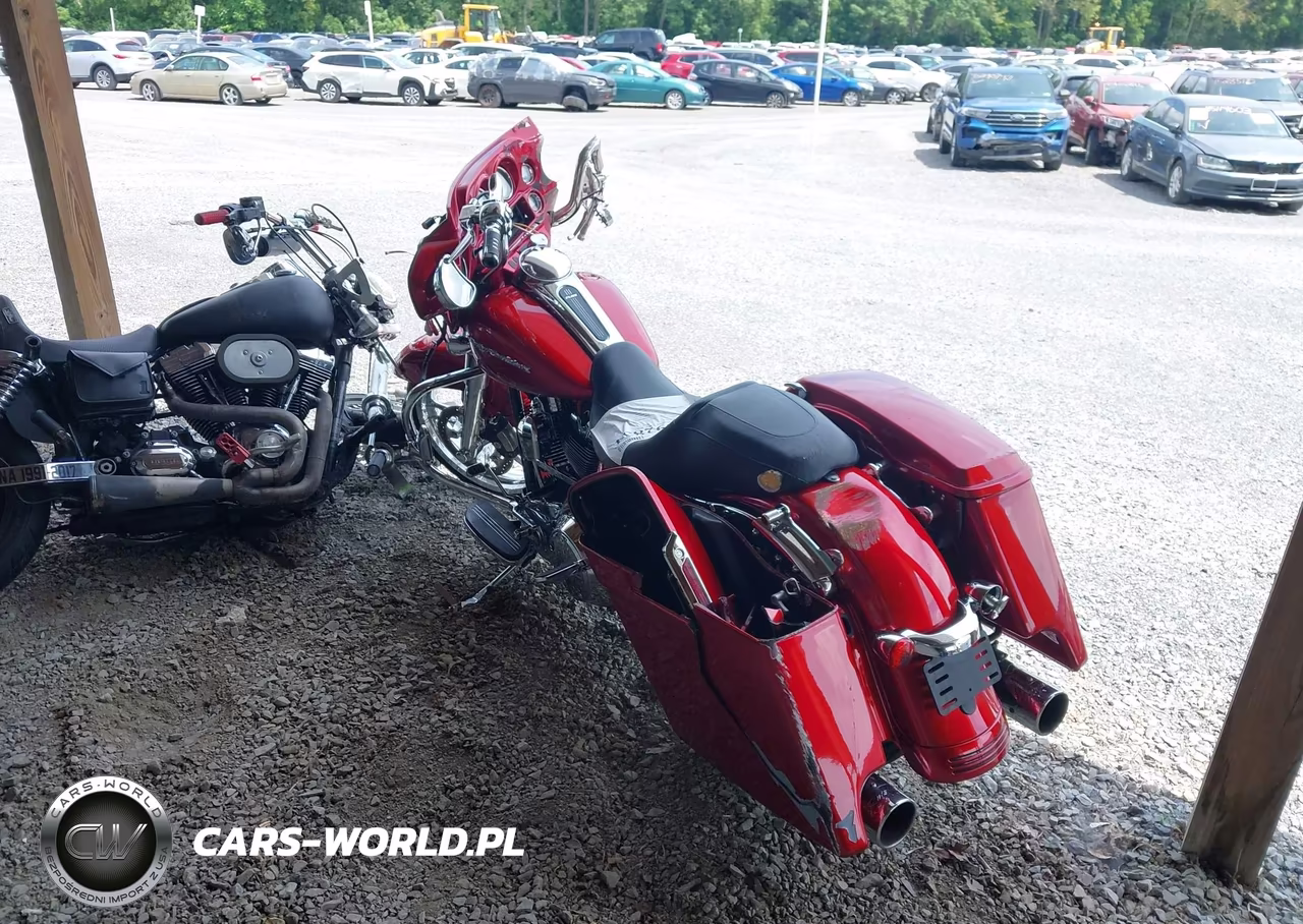2013 Harley-Davidson Flhx Street Glide VIN:1HD1KBM17DB684566 - 3