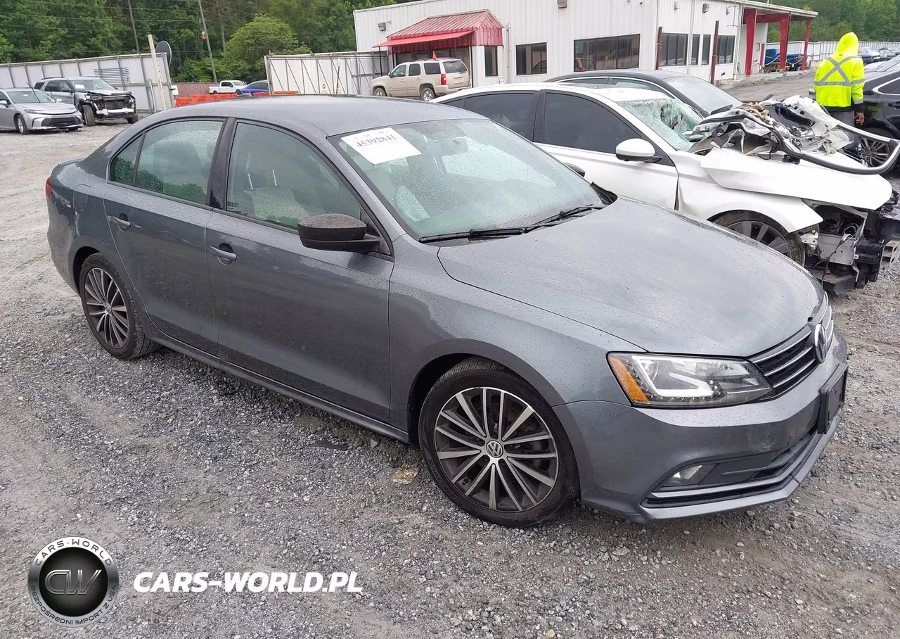 2016 Volkswagen Jetta 1.8T Sport – zdjęcie 1 z 16