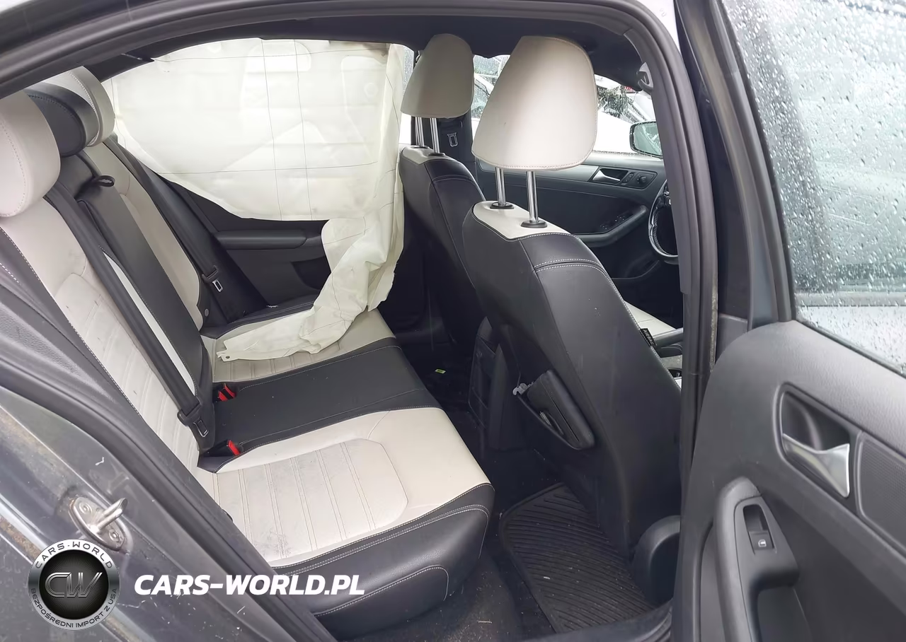 2016 Volkswagen Jetta 1.8T Sport VIN:3VWD17AJ7GM417943 - 8