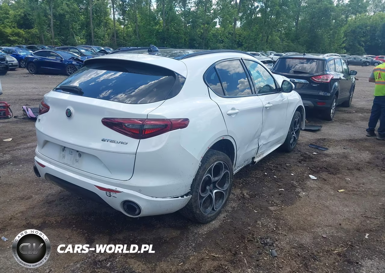 2021 Alfa Romeo Stelvio Ti Sport Awd VIN:ZASPAKBN3M7D00734 - 4