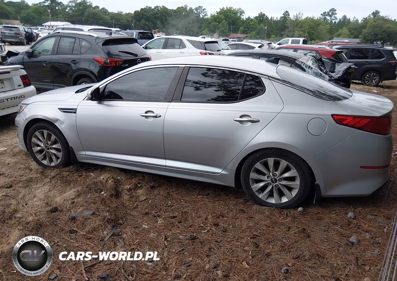 2015 Kia Optima Lx VIN:5XXGM4A71FG501380 - 3
