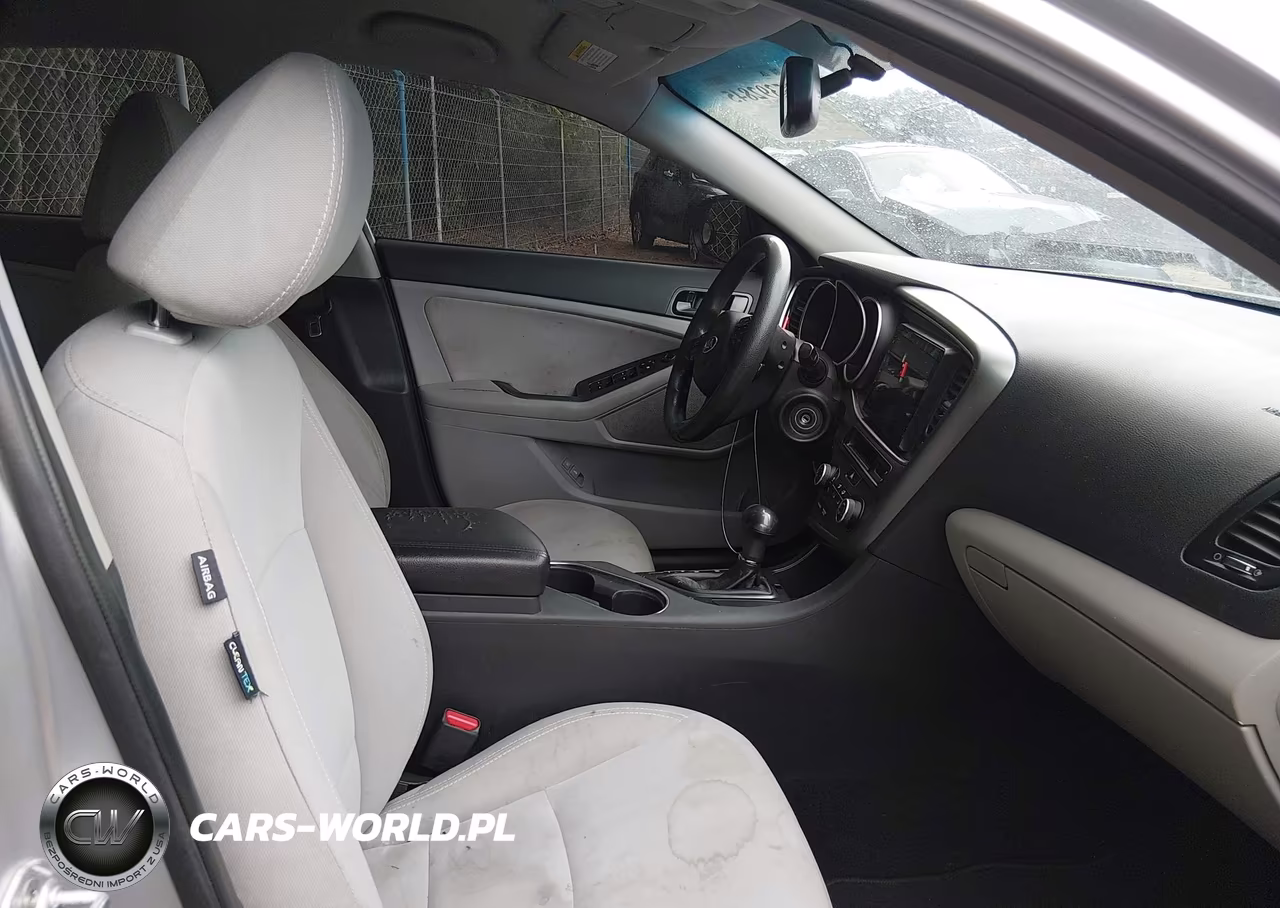 2015 Kia Optima Lx VIN:5XXGM4A71FG501380 - 5