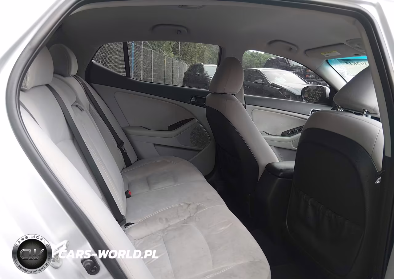 2015 Kia Optima Lx VIN:5XXGM4A71FG501380 - 8