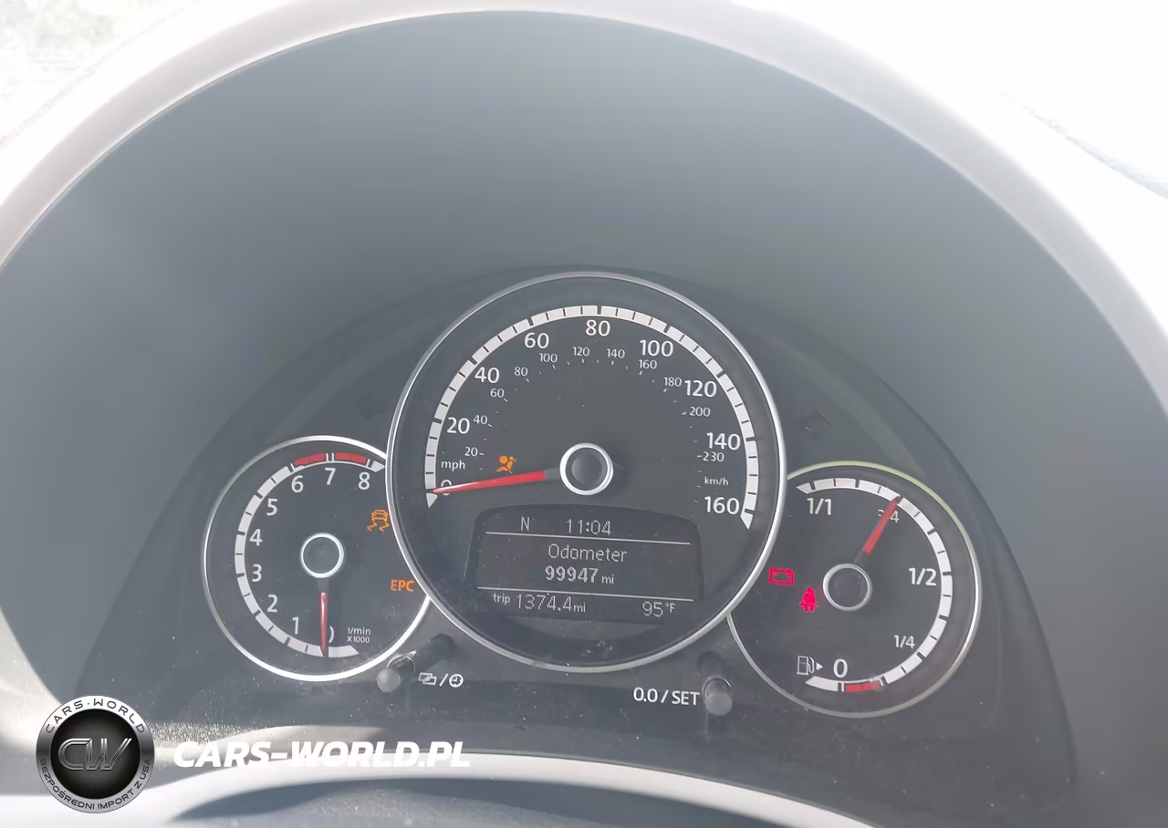 2015 Volkswagen Beetle 1.8T Classic VIN:3VW517AT6FM822440 - 7