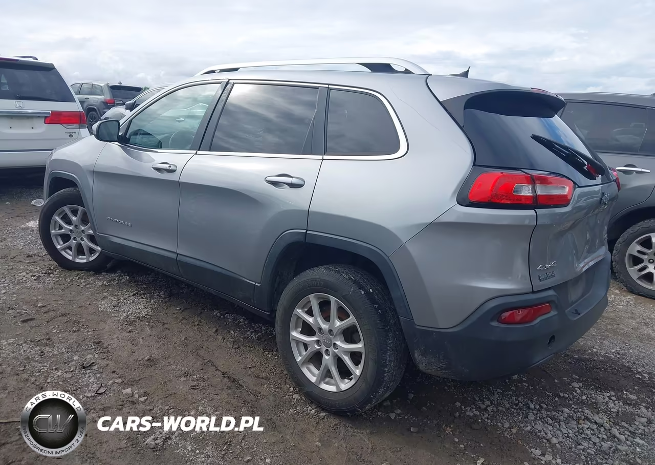2014 Jeep Cherokee Latitude VIN:1C4PJMCB7EW273179 - 3