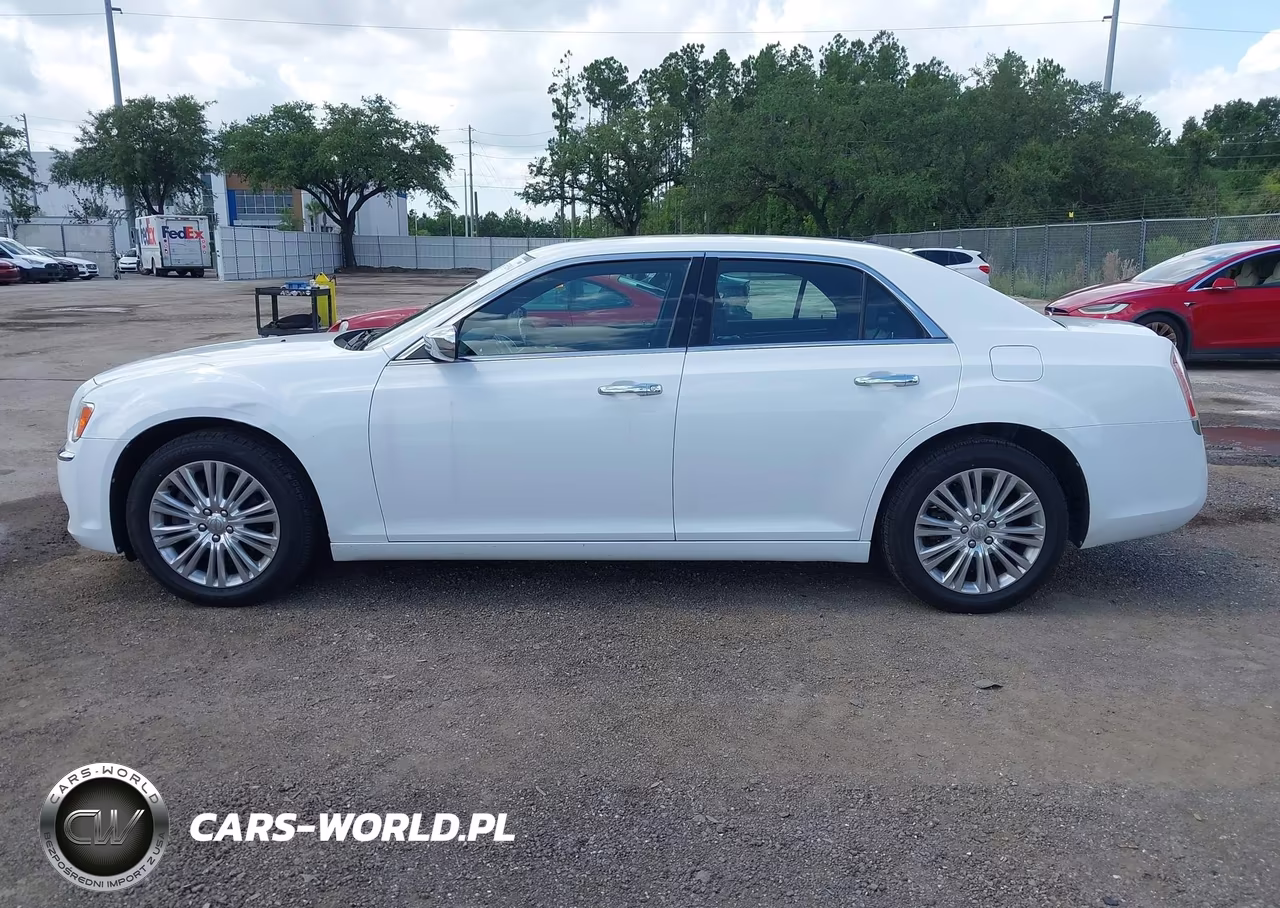 2013 Chrysler 300C Awd VIN:2C3CCAKG1DH645105 - 14