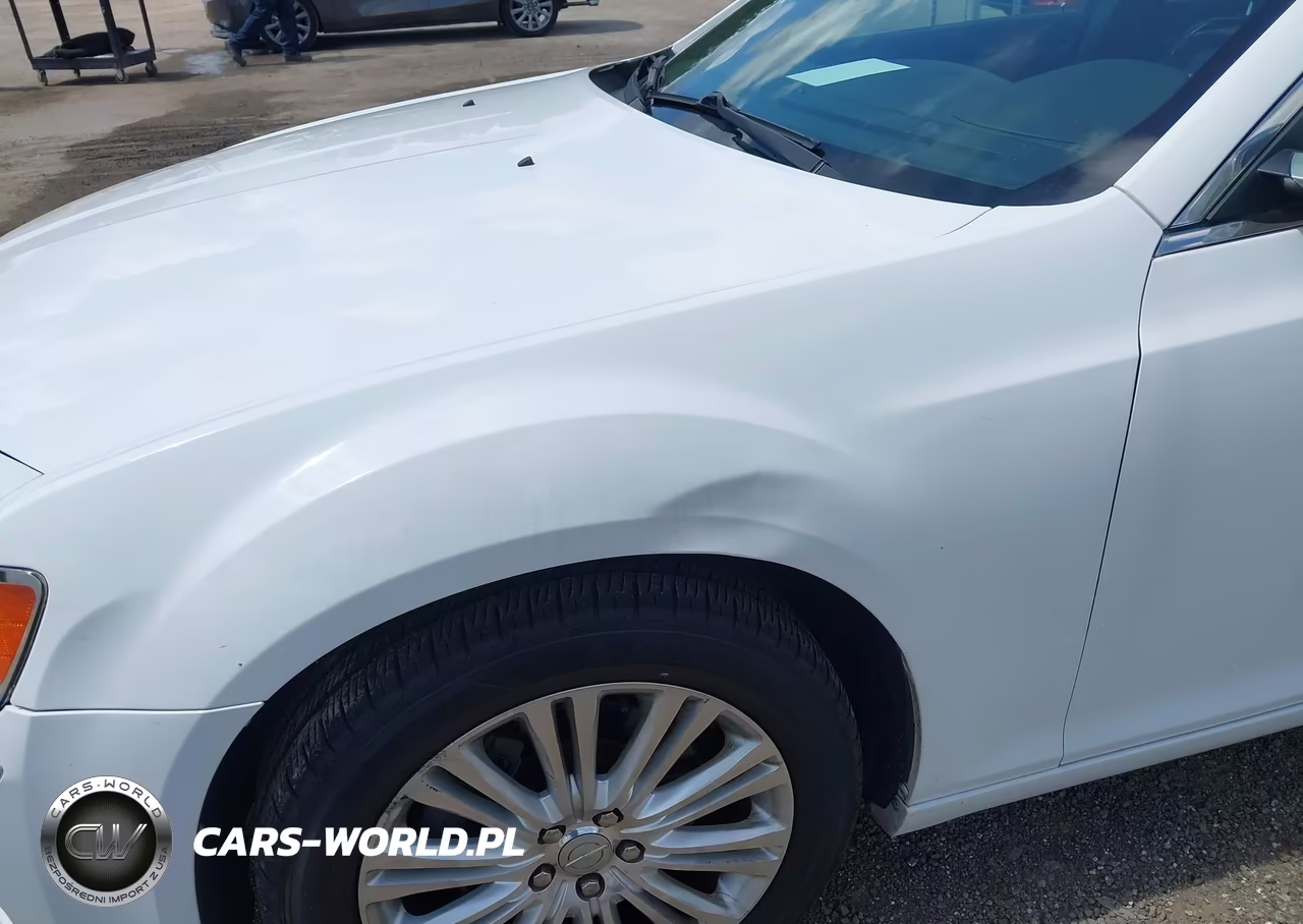 2013 Chrysler 300C Awd VIN:2C3CCAKG1DH645105 - 6