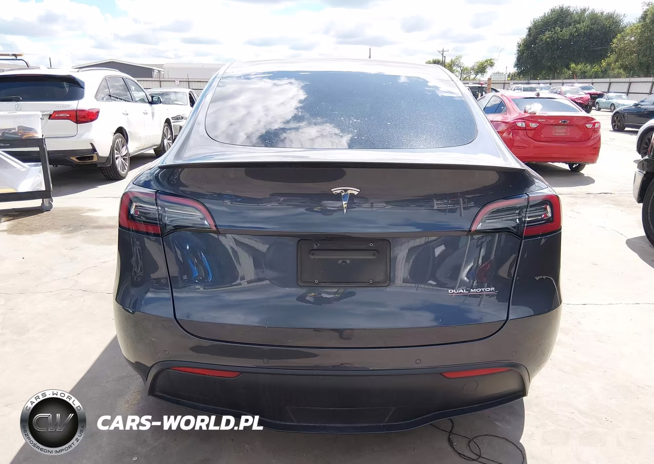 2022 Tesla Model Y Performance Dual Motor All-Wheel Drive VIN:7SAYGDEF3NF523866 - 16