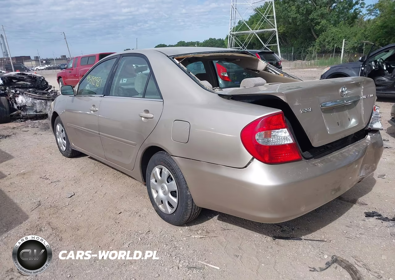 2003 Toyota Camry Le VIN:4T1BE32K33U699515 - 3