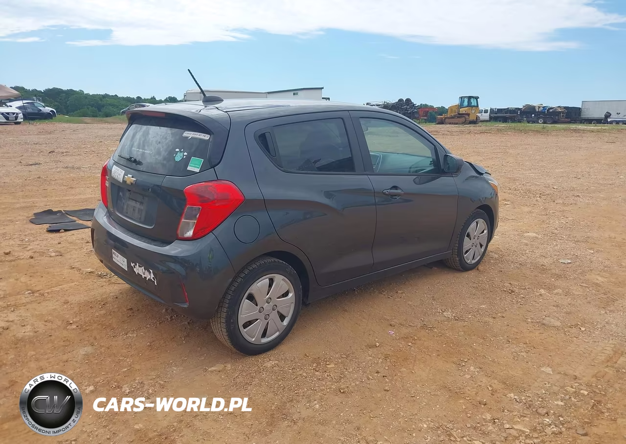 2017 Chevrolet Spark Ls Cvt VIN:KL8CB6SAXHC839771 - 4