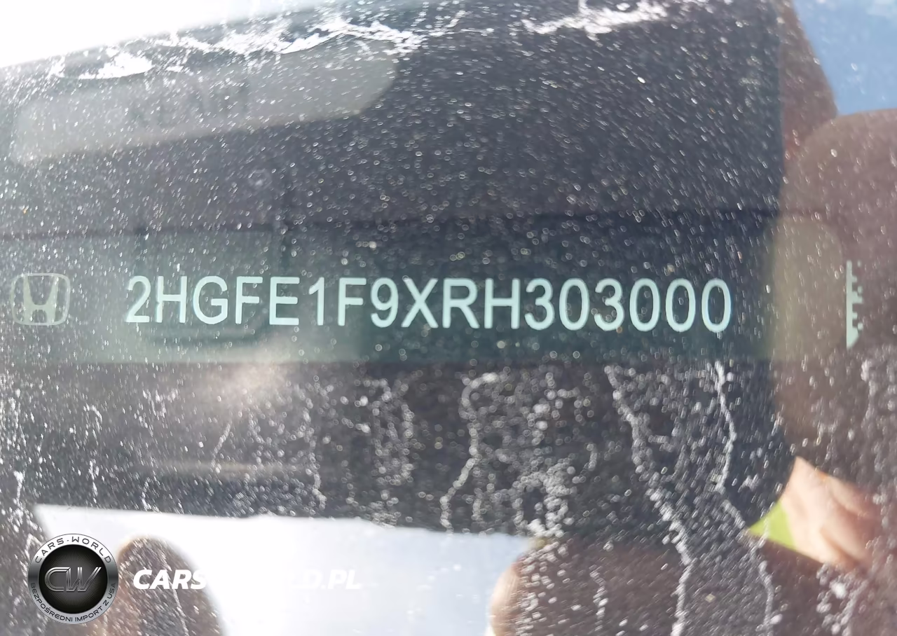 2024 Honda Civic Touring VIN:2HGFE1F9XRH303000 - 18