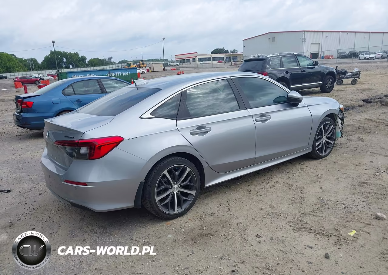 2024 Honda Civic Touring VIN:2HGFE1F9XRH303000 - 4