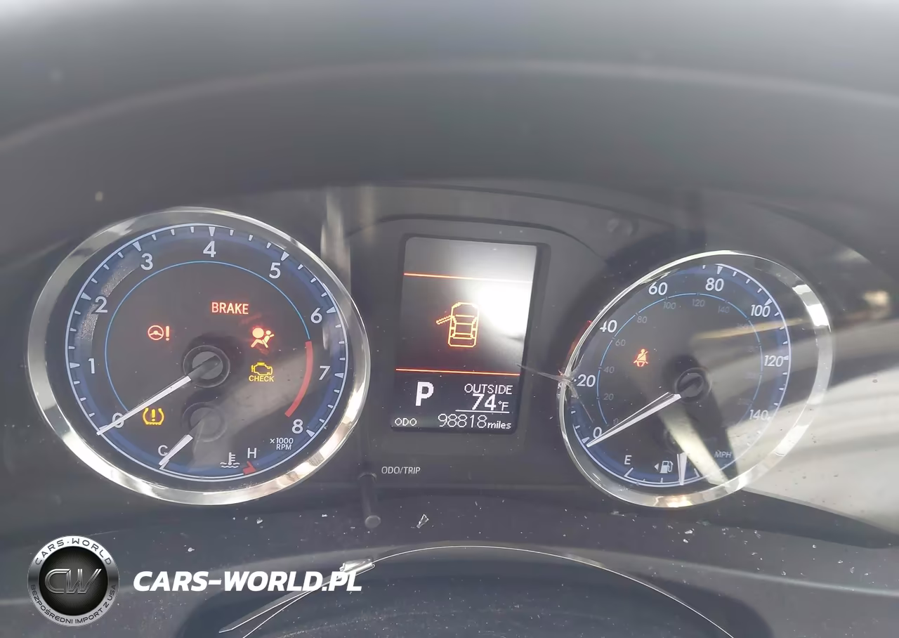 2018 Toyota Corolla Le VIN:5YFBURHE9JP830985 - 15