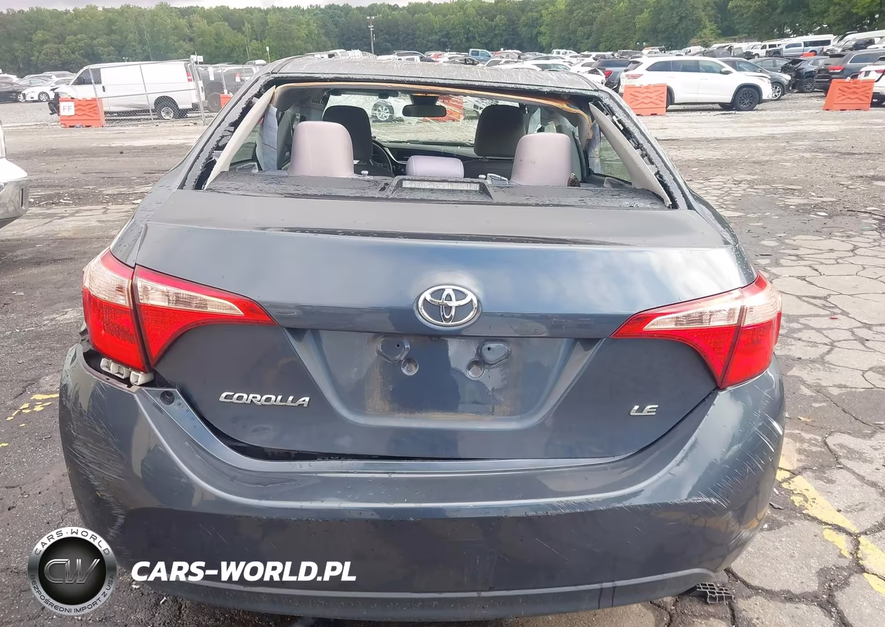2018 Toyota Corolla Le VIN:5YFBURHE9JP830985 - 16