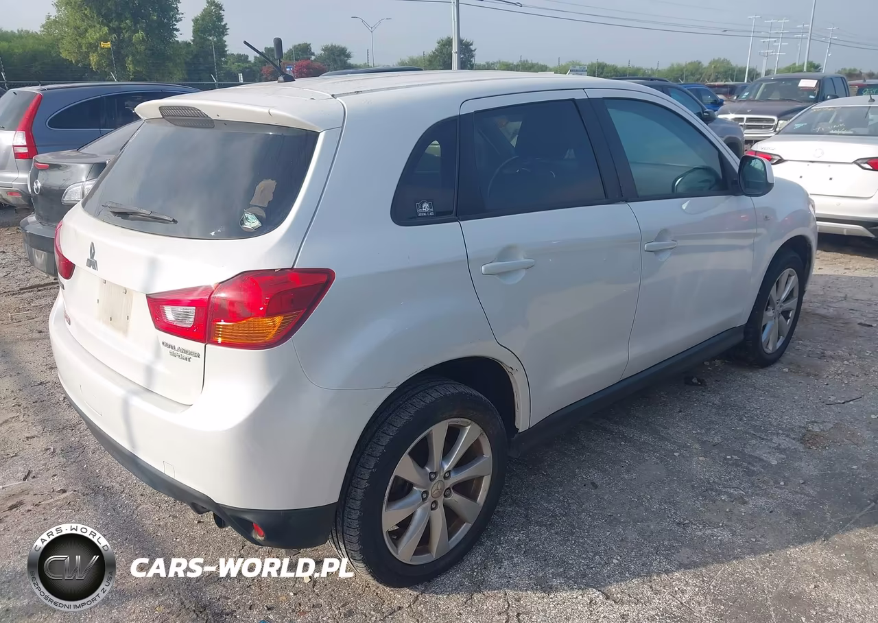 2015 Mitsubishi Outlander Sport Es VIN:4A4AP3AU8FE032699 - 4