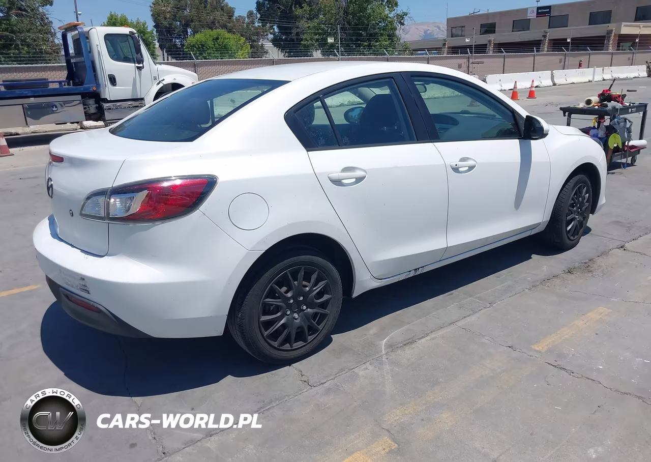 2010 Mazda Mazda3 I Sport VIN:JM1BL1SG0A1225546 - 4