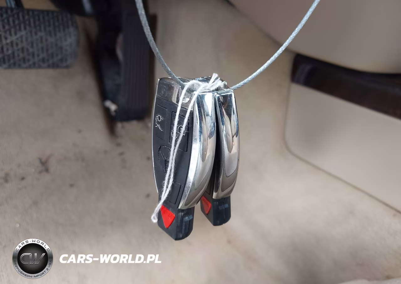 2012 Mercedes-Benz S 550 VIN:WDDNG7DB2CA425343 - 11
