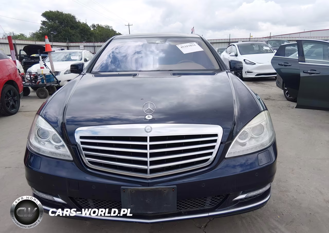 2012 Mercedes-Benz S 550 VIN:WDDNG7DB2CA425343 - 12