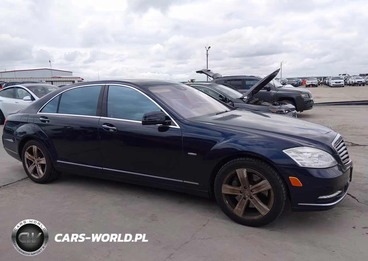 2012 Mercedes-Benz S 550 VIN:WDDNG7DB2CA425343 - 13