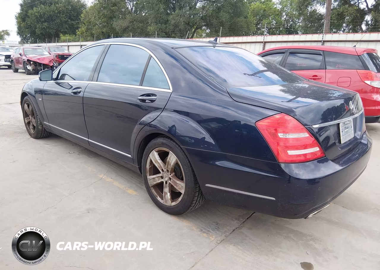 2012 Mercedes-Benz S 550 VIN:WDDNG7DB2CA425343 - 3