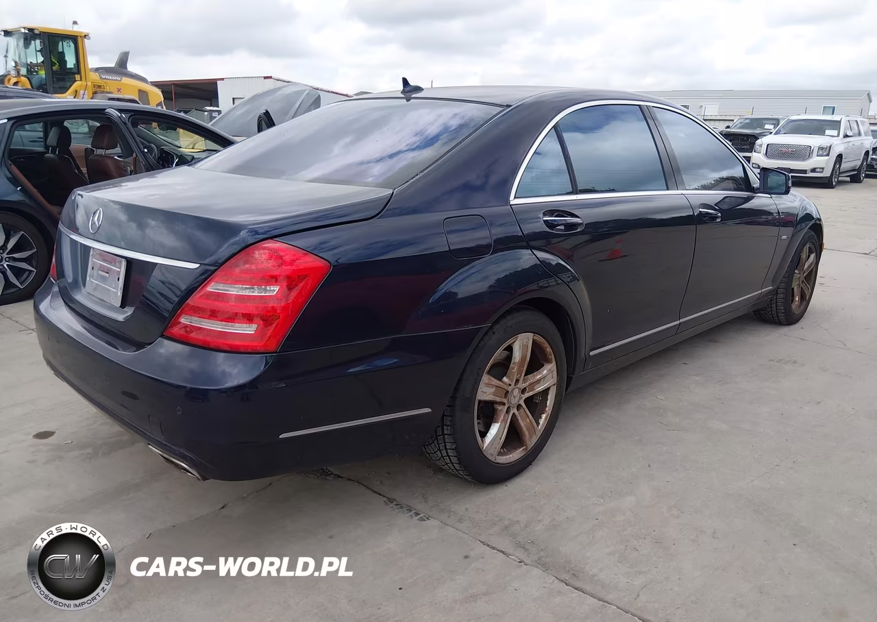 2012 Mercedes-Benz S 550 VIN:WDDNG7DB2CA425343 - 4