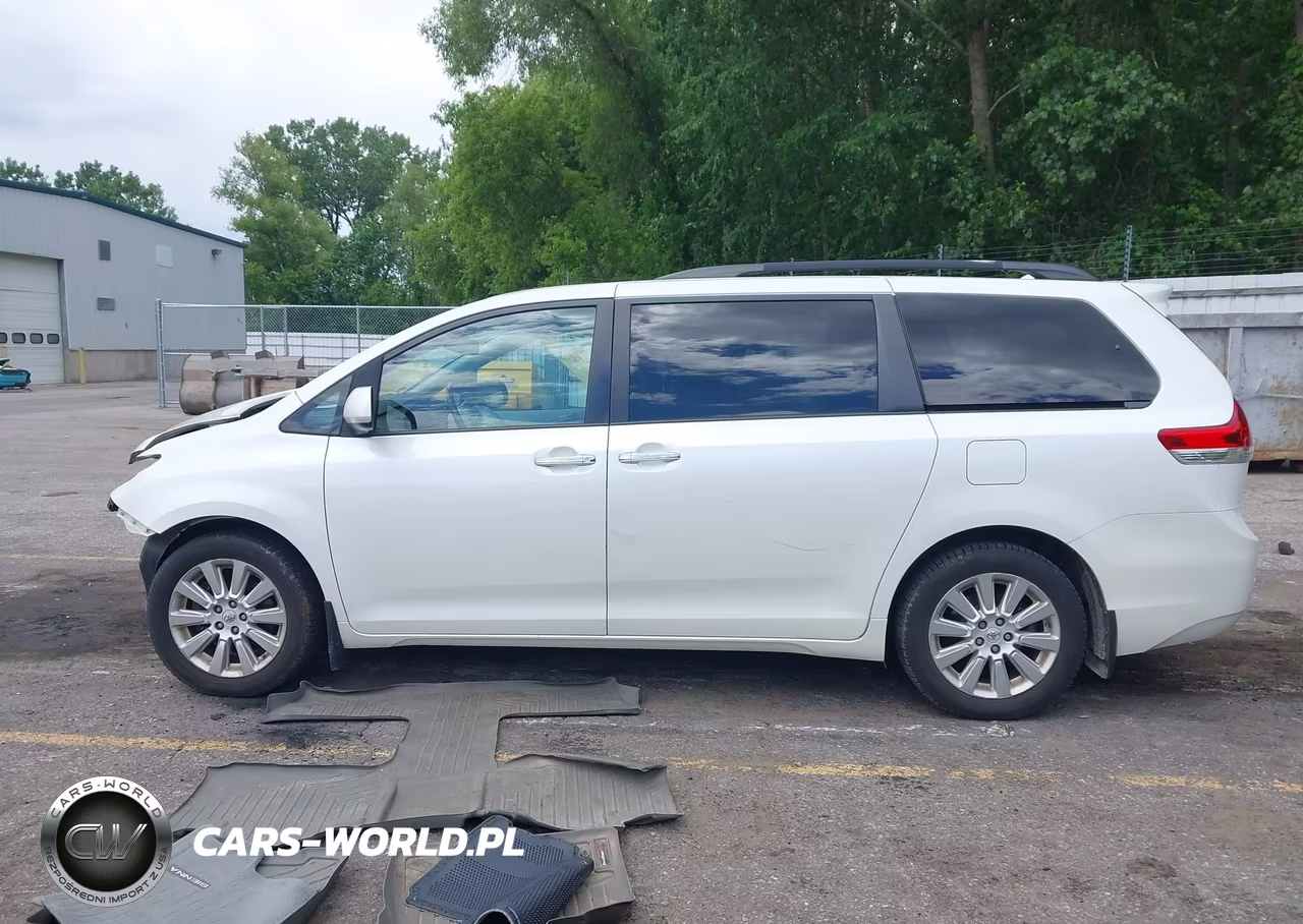 2012 Toyota Sienna Limited 7 Passenger VIN:5TDDK3DC1CS047413 - 14