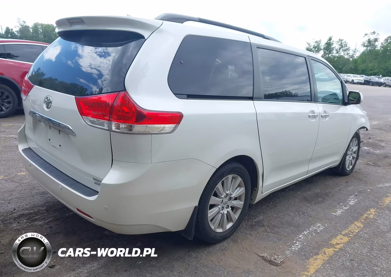 2012 Toyota Sienna Limited 7 Passenger VIN:5TDDK3DC1CS047413 - 4