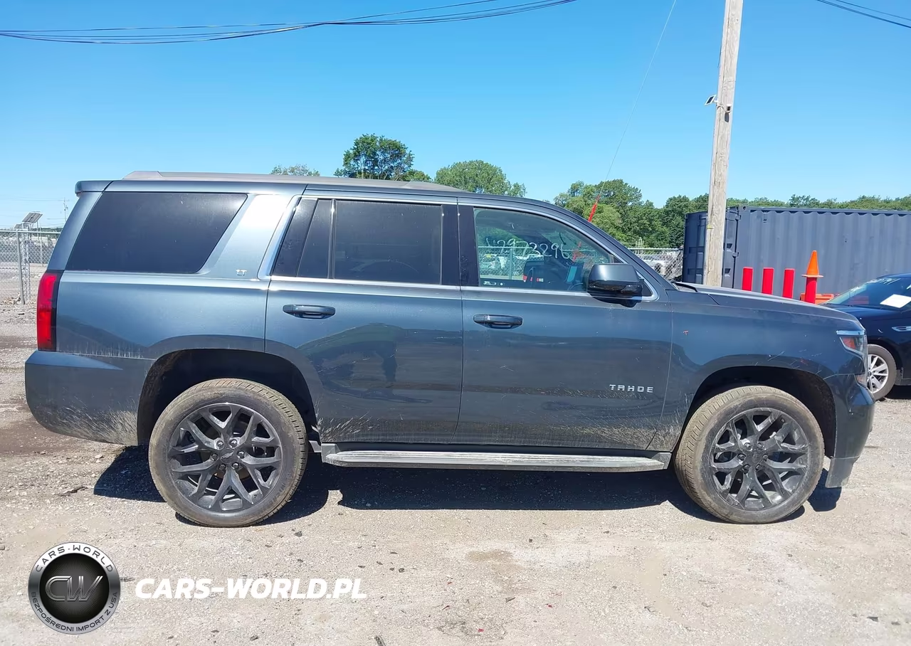 2019 Chevrolet Tahoe Lt VIN:1GNSKBKC6KR238639 - 13
