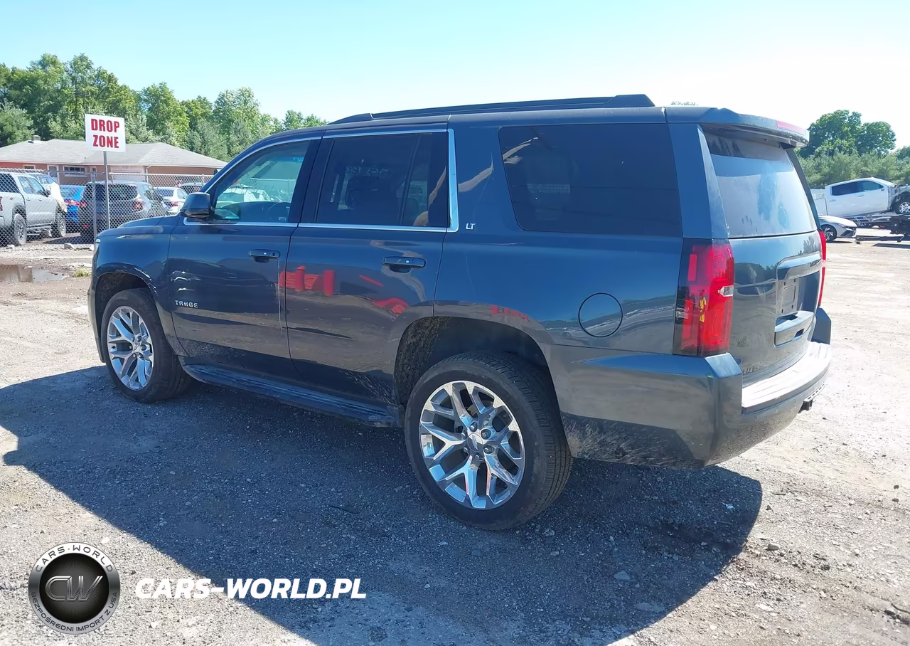 2019 Chevrolet Tahoe Lt VIN:1GNSKBKC6KR238639 - 3