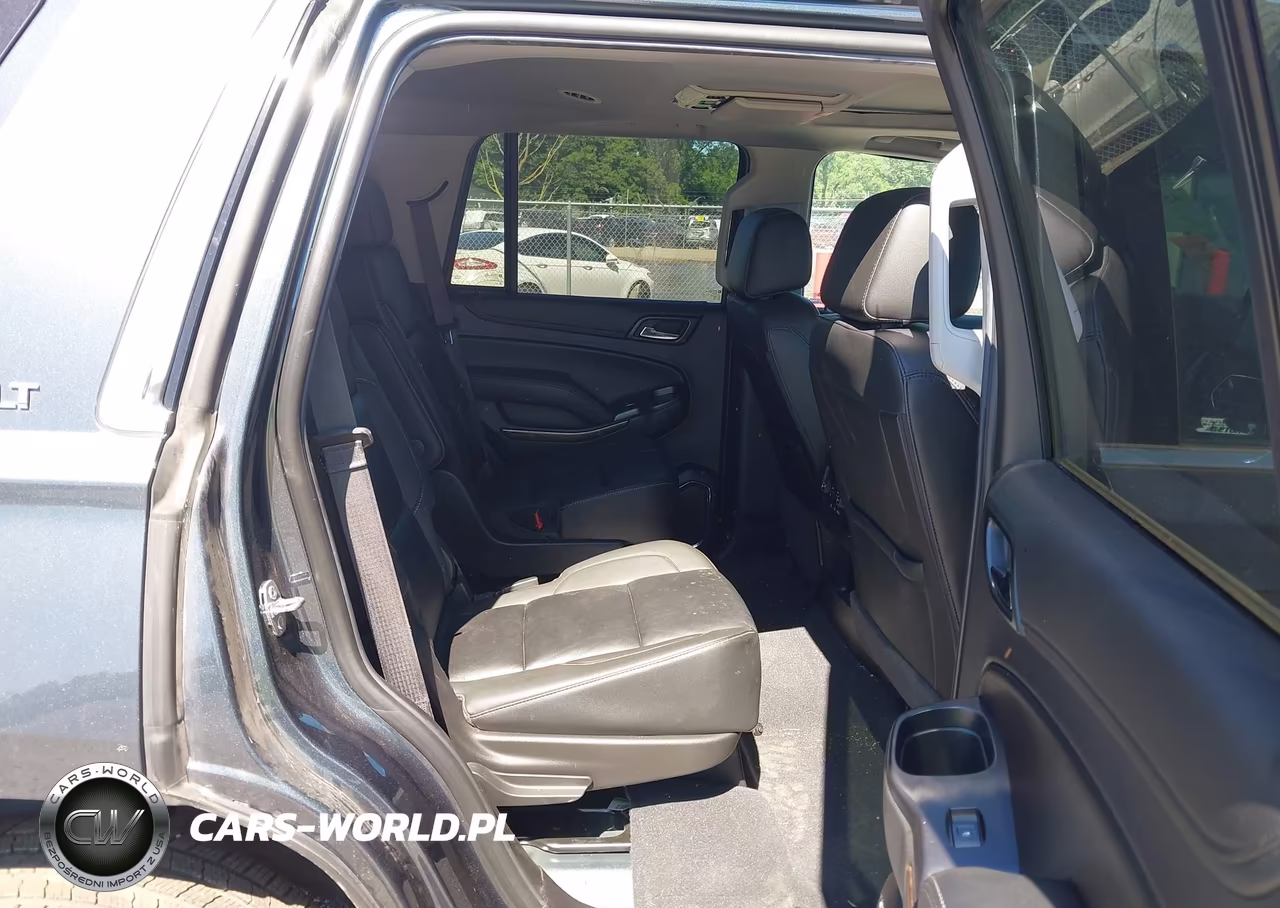 2019 Chevrolet Tahoe Lt VIN:1GNSKBKC6KR238639 - 8