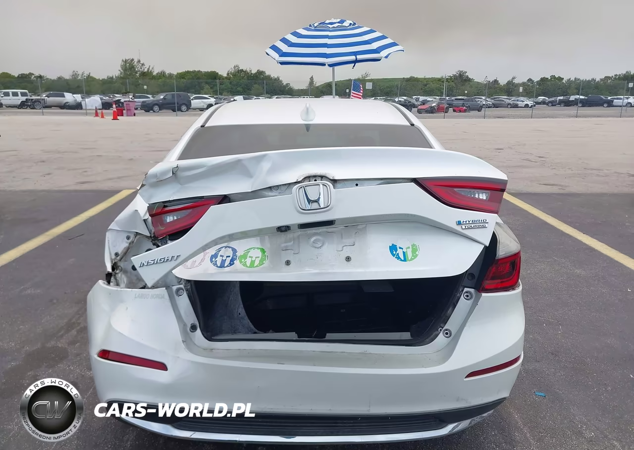 2019 Honda Insight Touring VIN:19XZE4F92KE018600 - 17