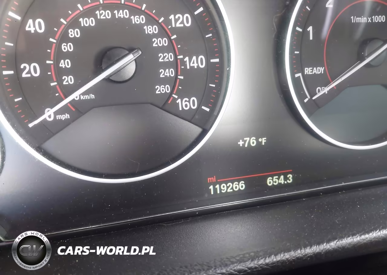 2018 BMW 330I xDrive VIN:WBA8D9G54JNU72605 - 14