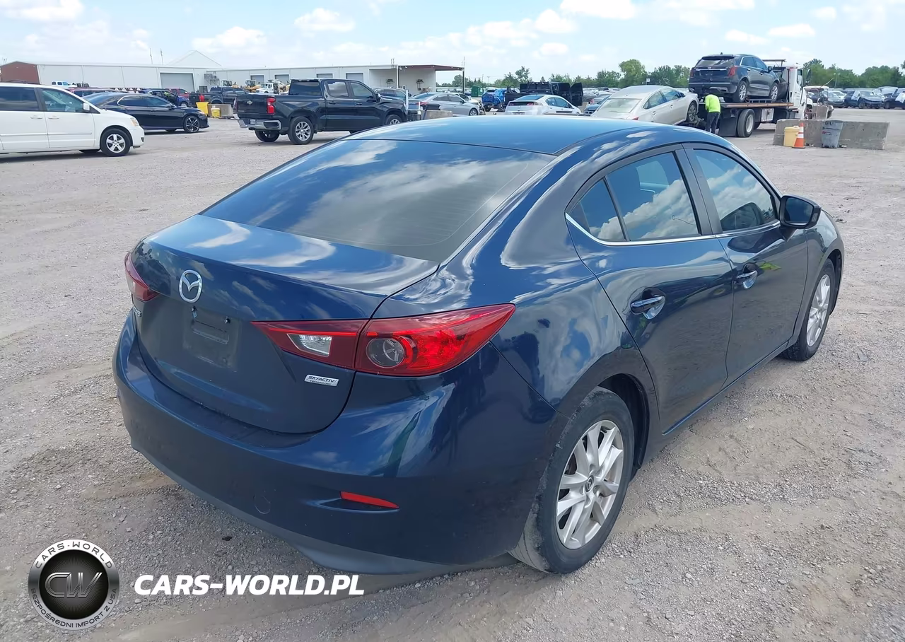 2016 Mazda Mazda3 I Sport VIN:3MZBM1U79GM249721 - 4