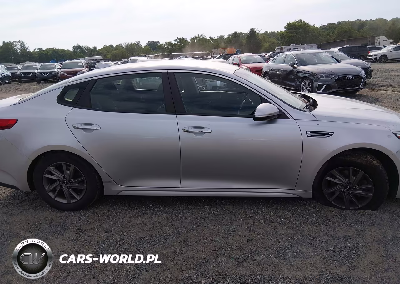2019 Kia Optima Lx VIN:5XXGT4L37KG358149 - 13