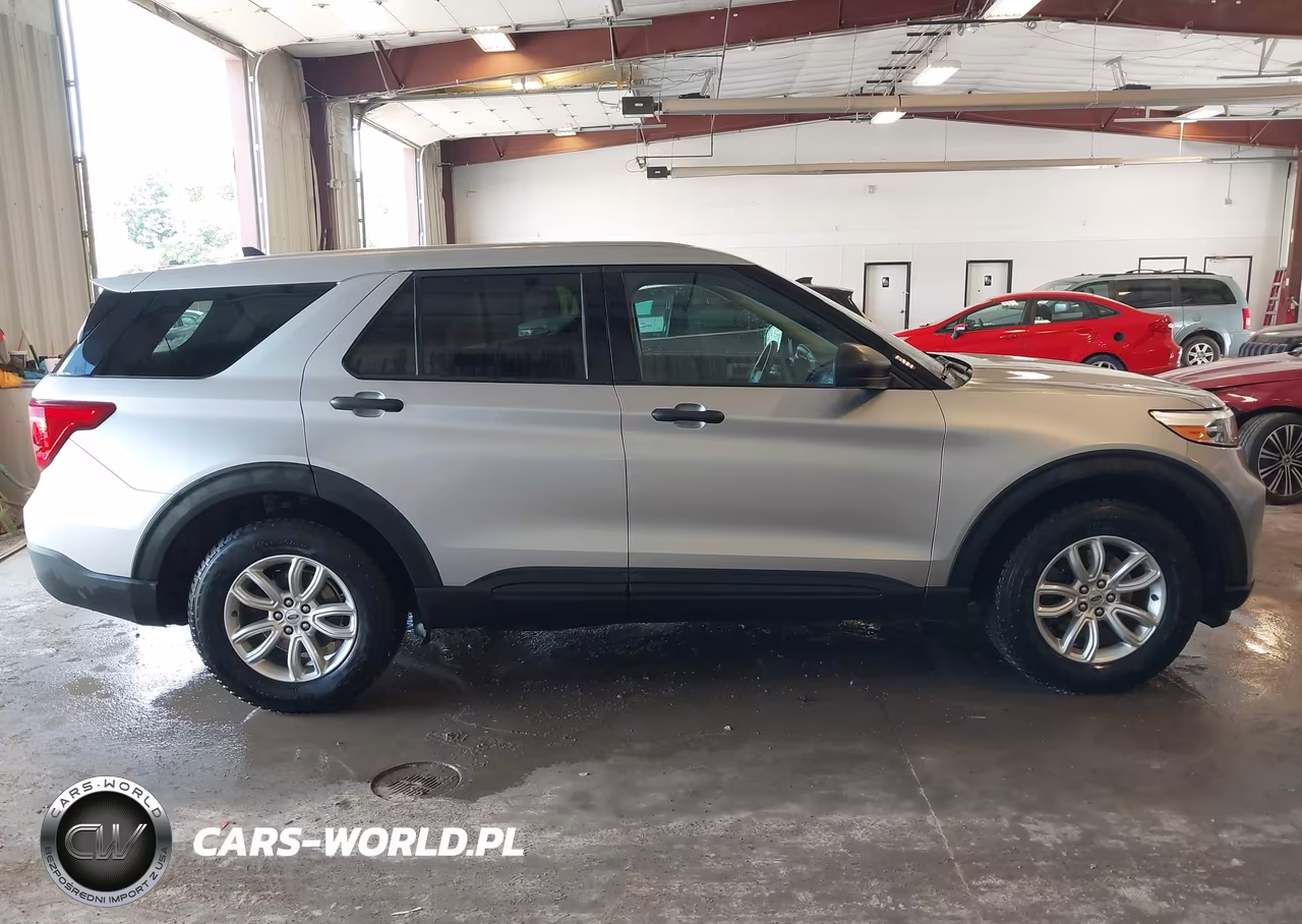 2021 Ford Explorer VIN:1FMSK8BH7MGB98640 - 13