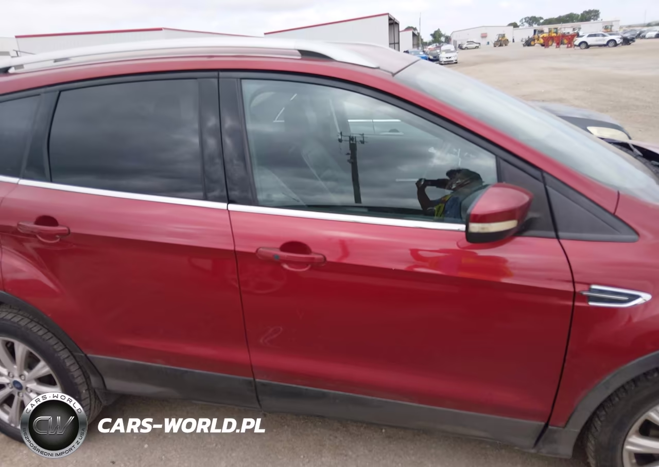 2017 Ford Escape Titanium VIN:1FMCU0JD3HUC95050 - 13