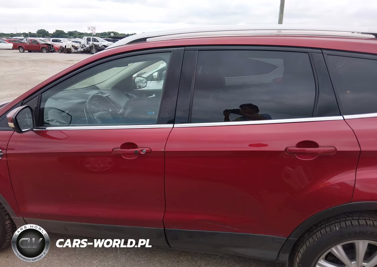 2017 Ford Escape Titanium VIN:1FMCU0JD3HUC95050 - 14