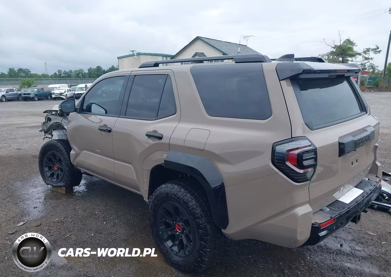 2025 Toyota 4Runner Hybrid Trd Pro VIN:JTEVB5BR8S5024718 - 3