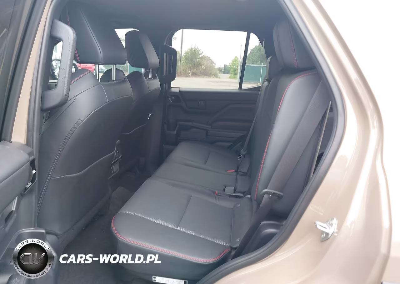 2025 Toyota 4Runner Hybrid Trd Pro VIN:JTEVB5BR8S5024718 - 8