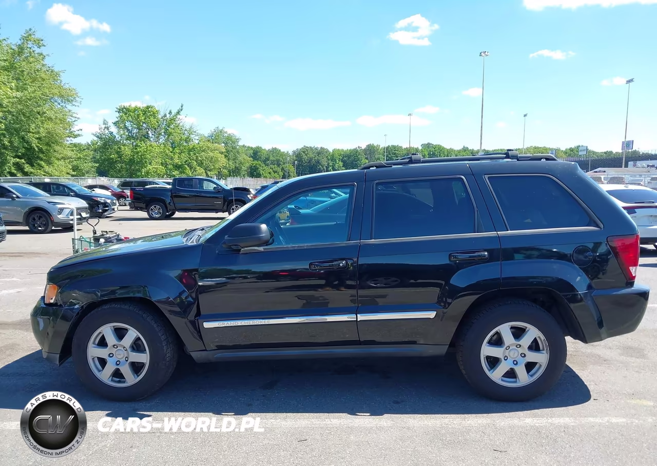 2010 Jeep Grand Cherokee Laredo VIN:1J4PR4GK9AC145017 - 14