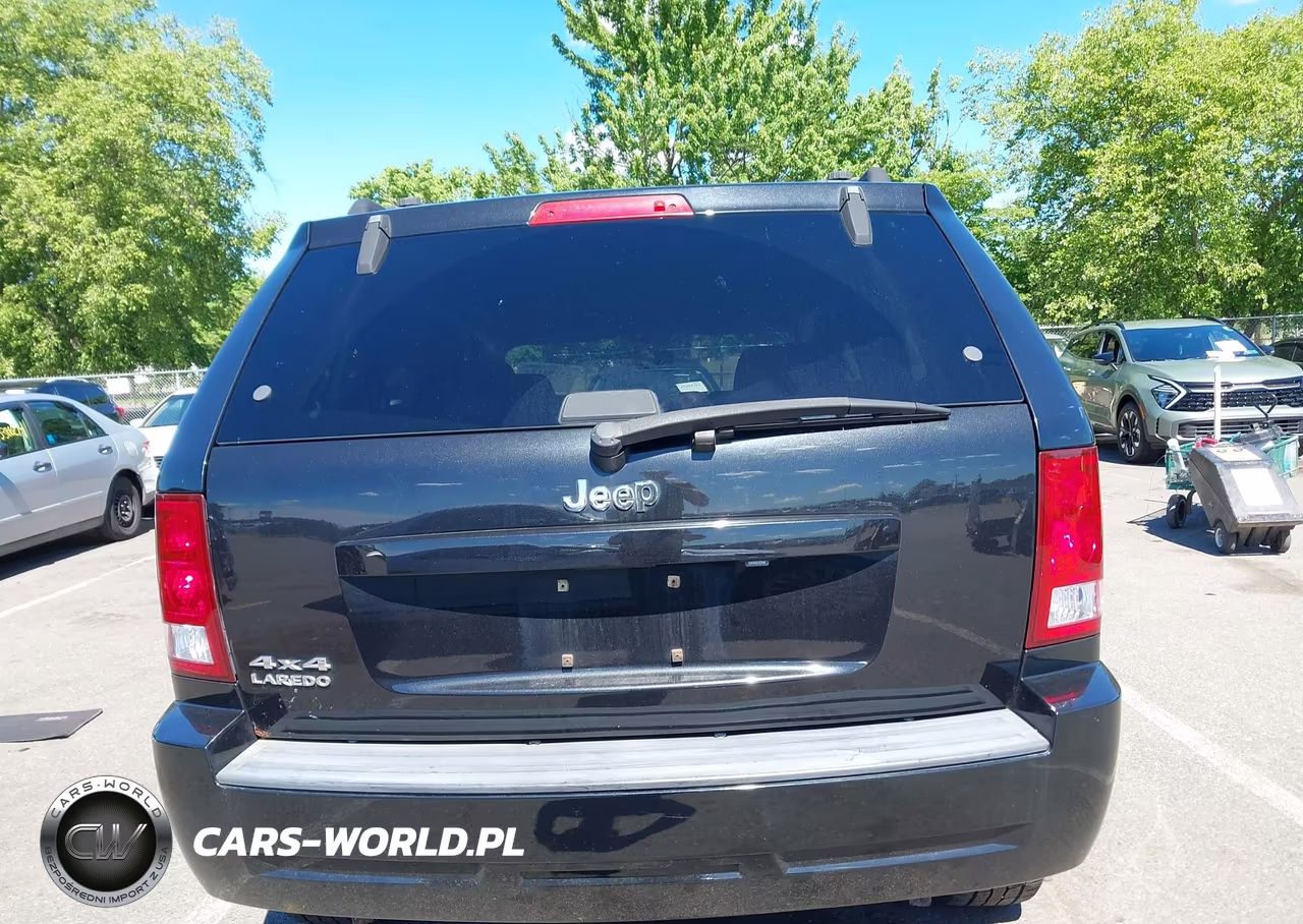 2010 Jeep Grand Cherokee Laredo VIN:1J4PR4GK9AC145017 - 16