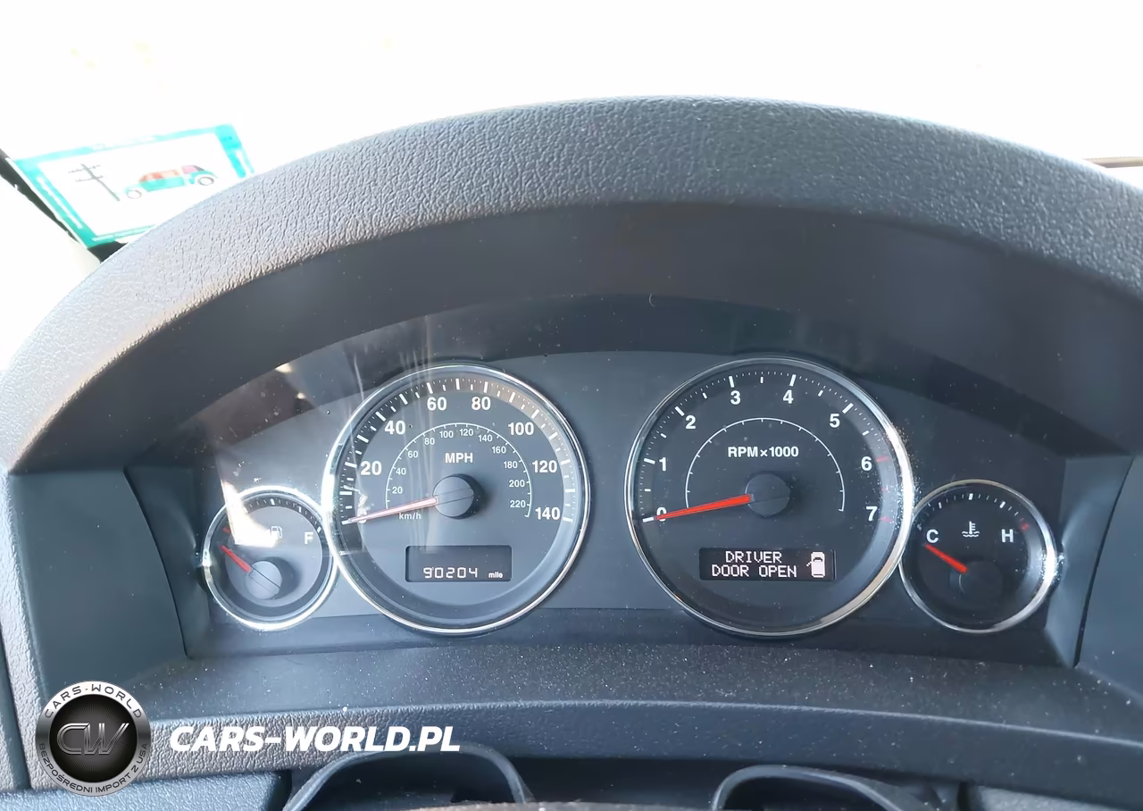 2010 Jeep Grand Cherokee Laredo VIN:1J4PR4GK9AC145017 - 7