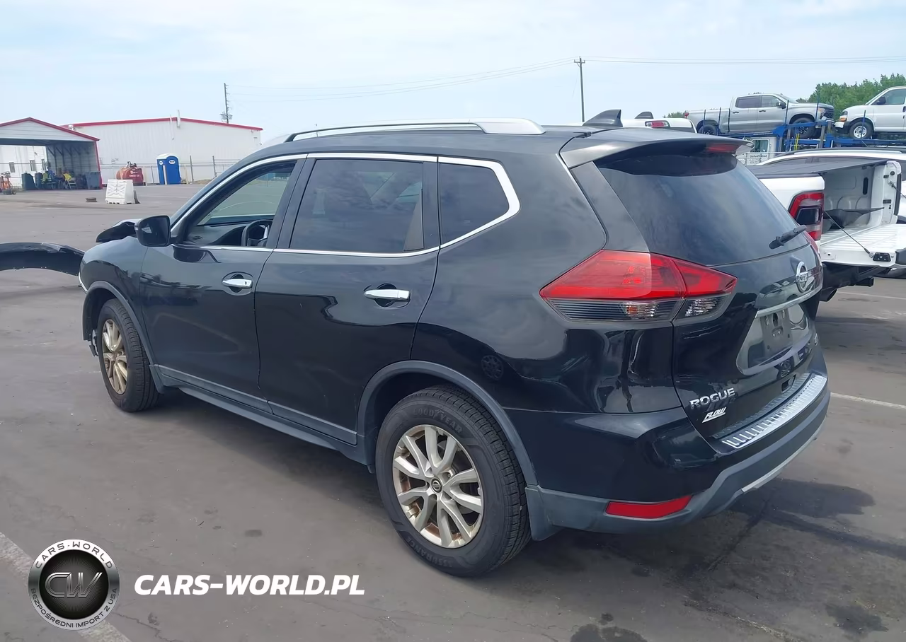 2019 Nissan Rogue S VIN:5N1AT2MT8KC724575 - 3