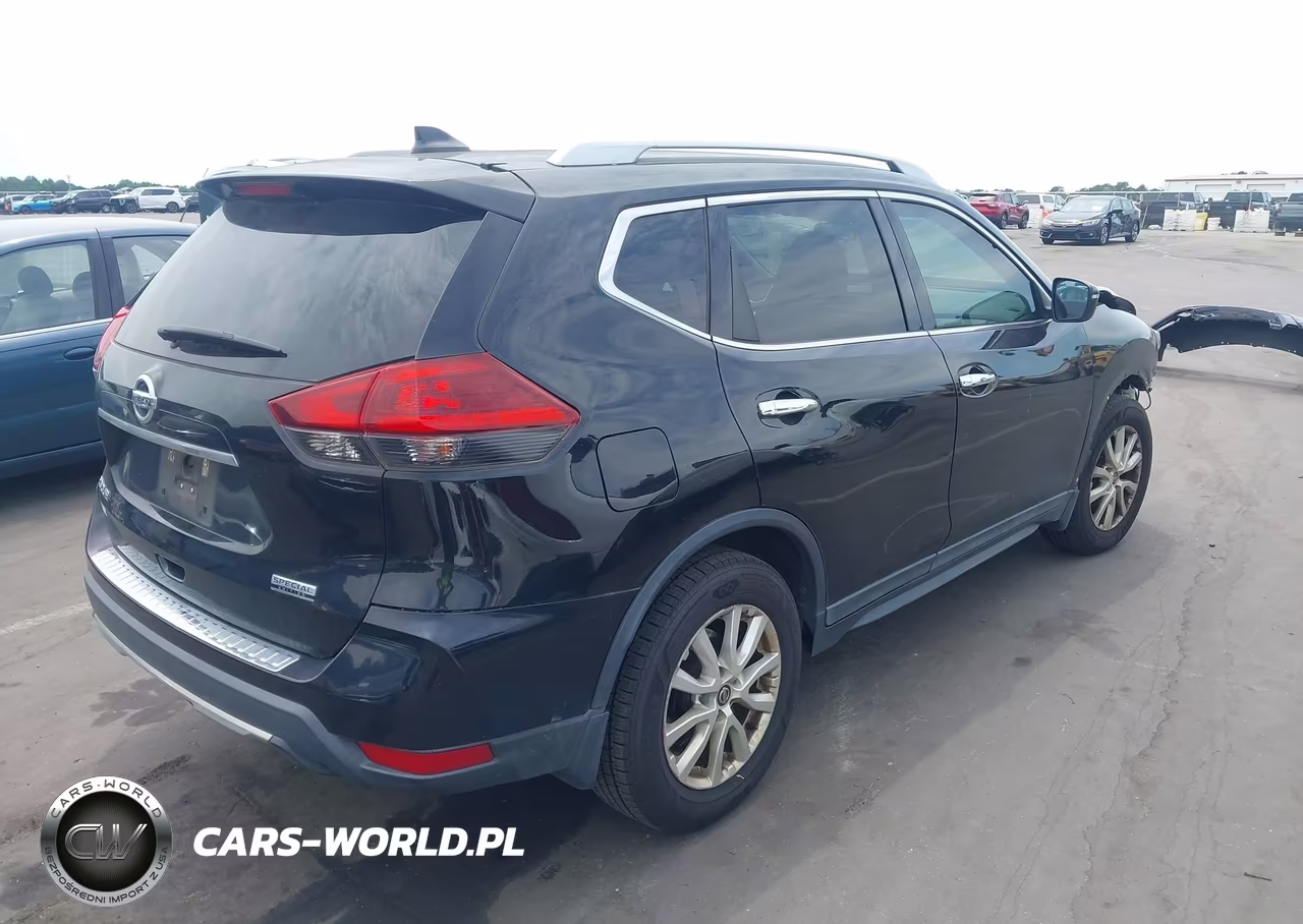 2019 Nissan Rogue S VIN:5N1AT2MT8KC724575 - 4